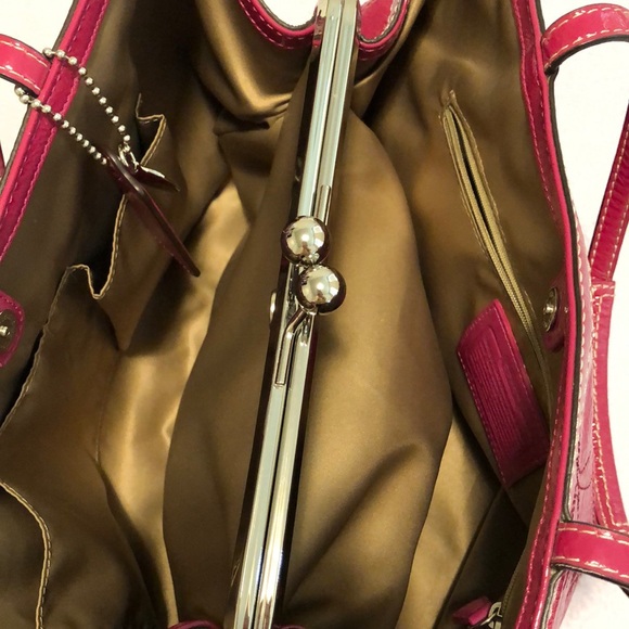 Coach carryall Signature Stitched F 19125 Patent Leather Shoulder Bag Hot Pink
